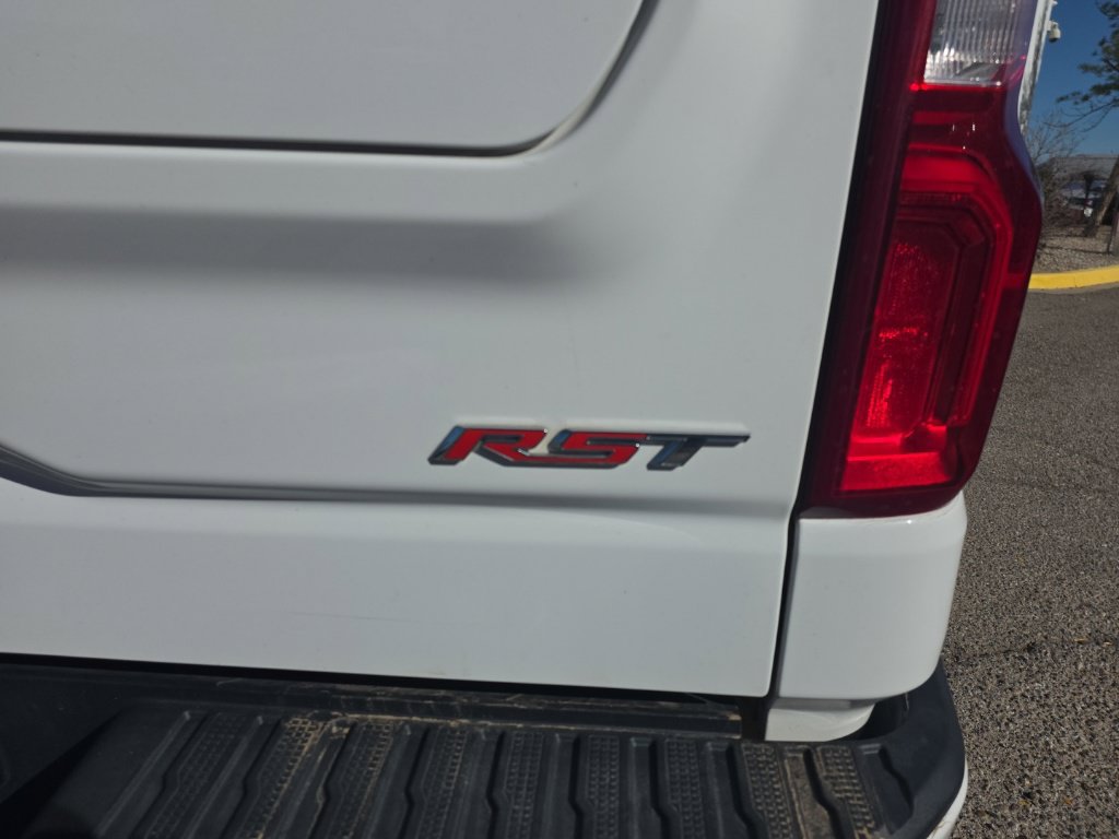 2022 Chevrolet Silverado 1500 RST - Photo 9