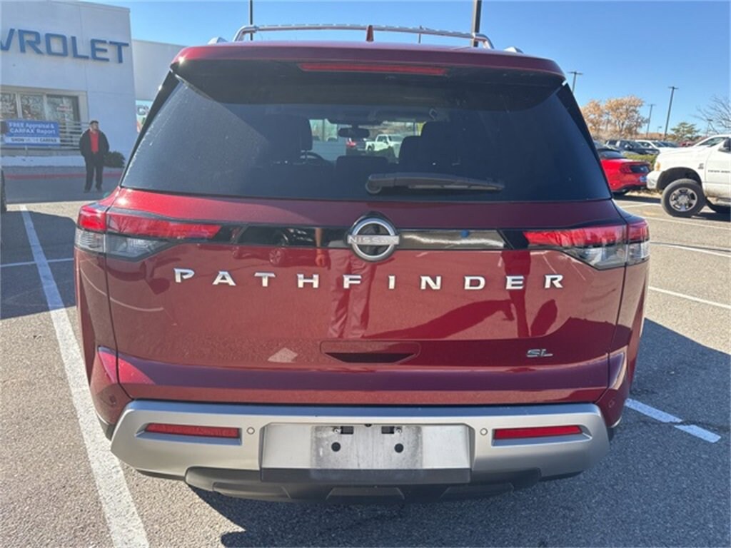 Used 2022 Nissan Pathfinder SL
