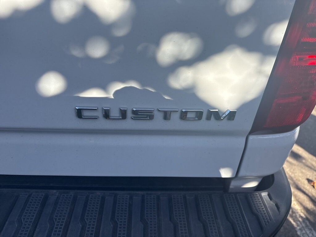 Used 2022 Chevrolet Silverado 2500 HD Custom Truck