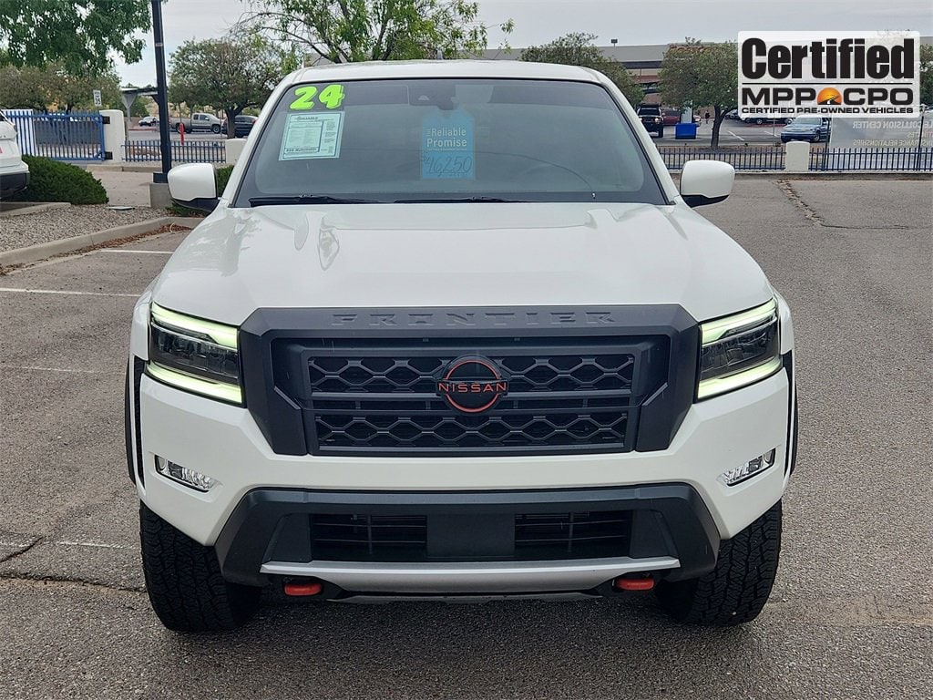 Frontier Crew Cab PRO-4X