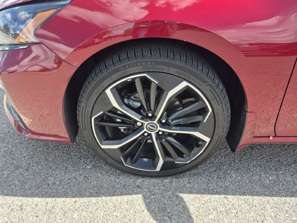 2023 Nissan Altima SR FWD - Photo 19