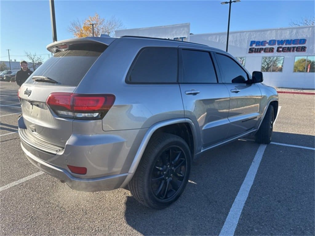 Used 2021 Jeep Grand Cherokee Laredo X