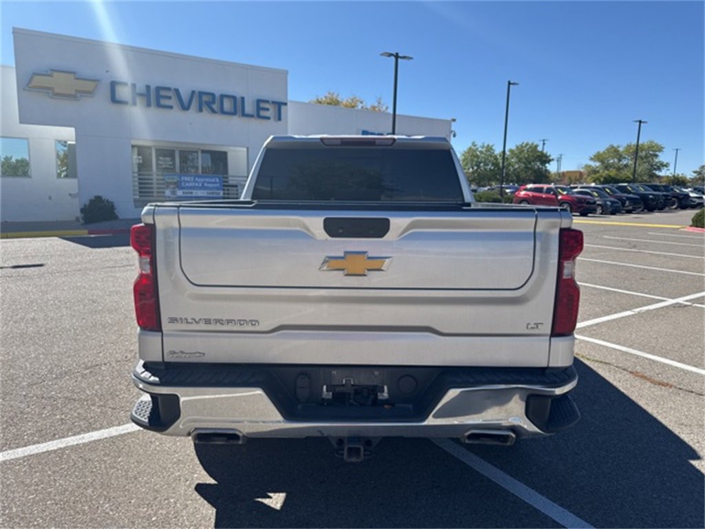2021 Chevrolet Silverado 1500 LT photo 4
