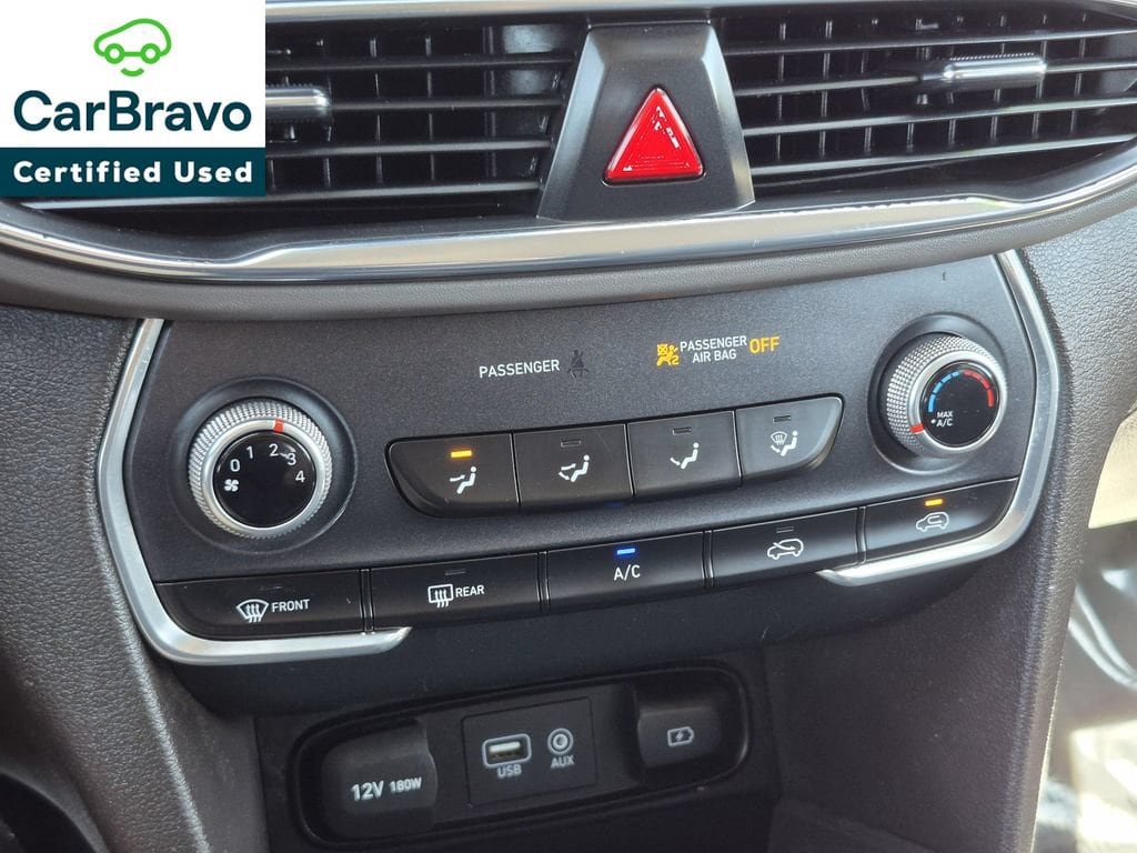 2019 Hyundai Santa Fe SE - Photo 15