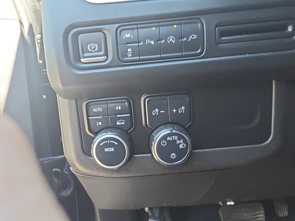 2021 Chevrolet Tahoe RST - Photo 16