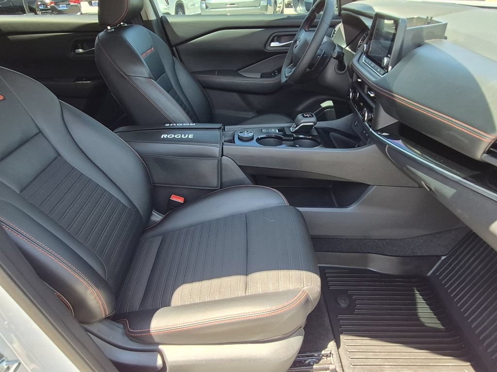 2025 Nissan Rogue Rock Creek - Photo 14