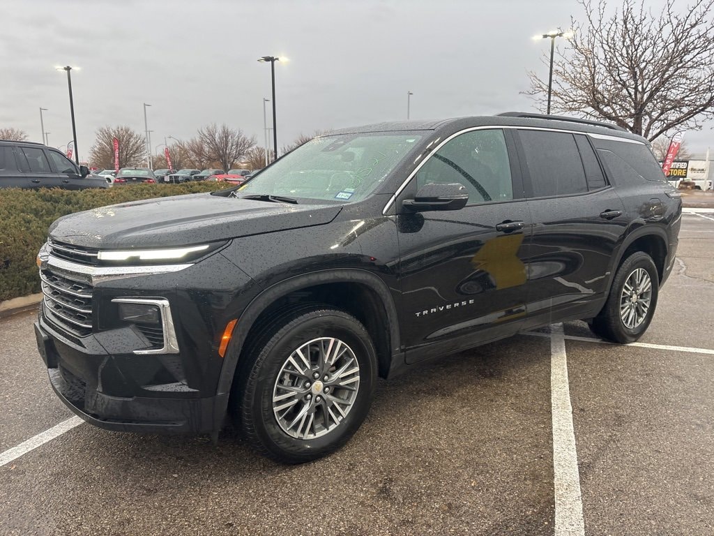 Certified 2025 Chevrolet Traverse LT SUV