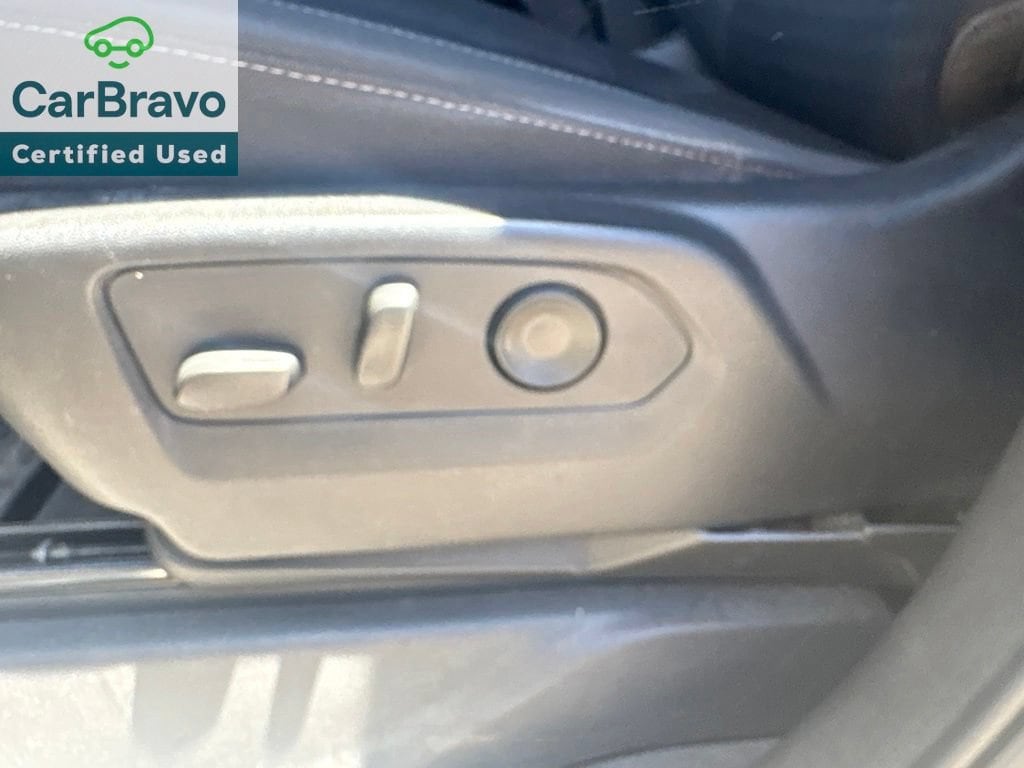 2022 Chevrolet Silverado 1500 LT - Photo 6