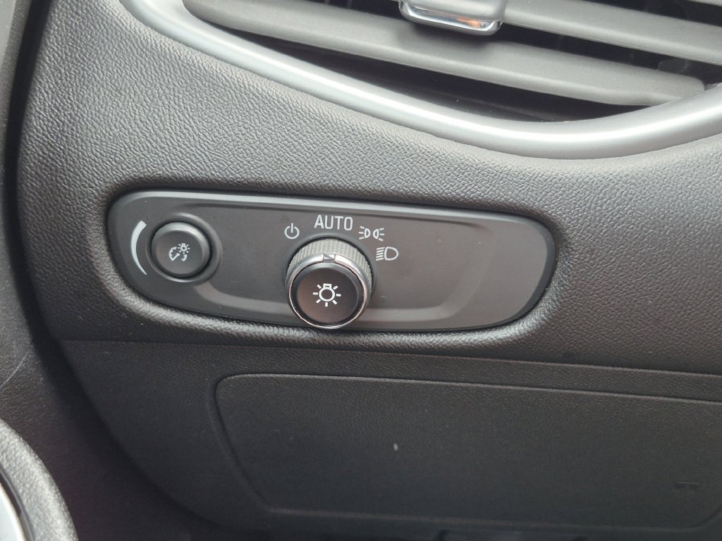 2024 Chevrolet Malibu 1LT - Photo 8