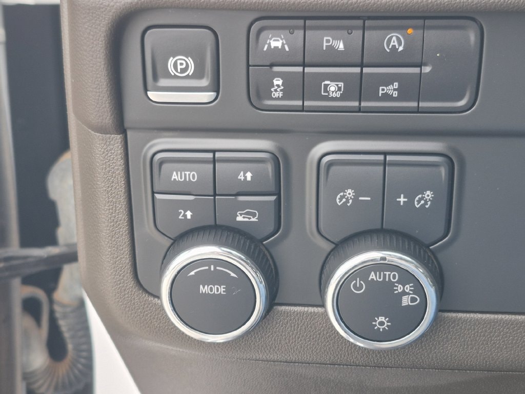 2025 Chevrolet Tahoe LT - Photo 27
