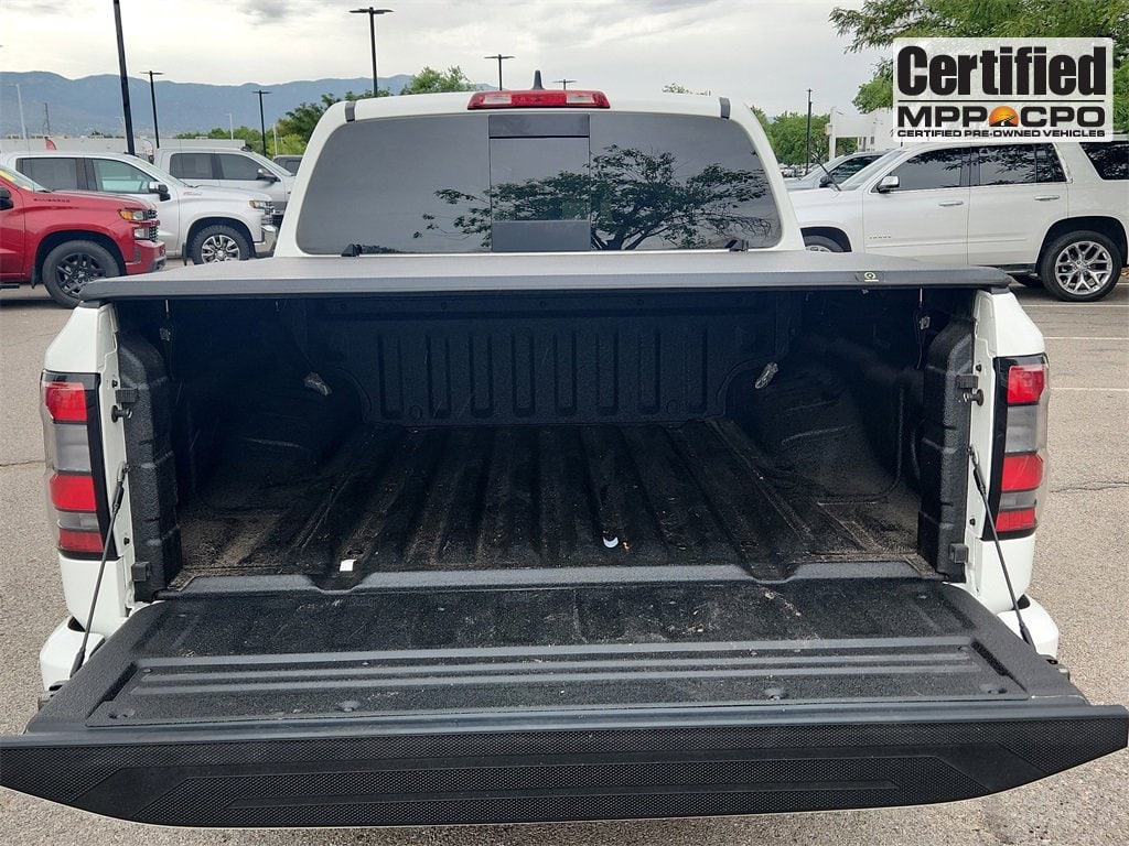 Frontier Crew Cab PRO-4X