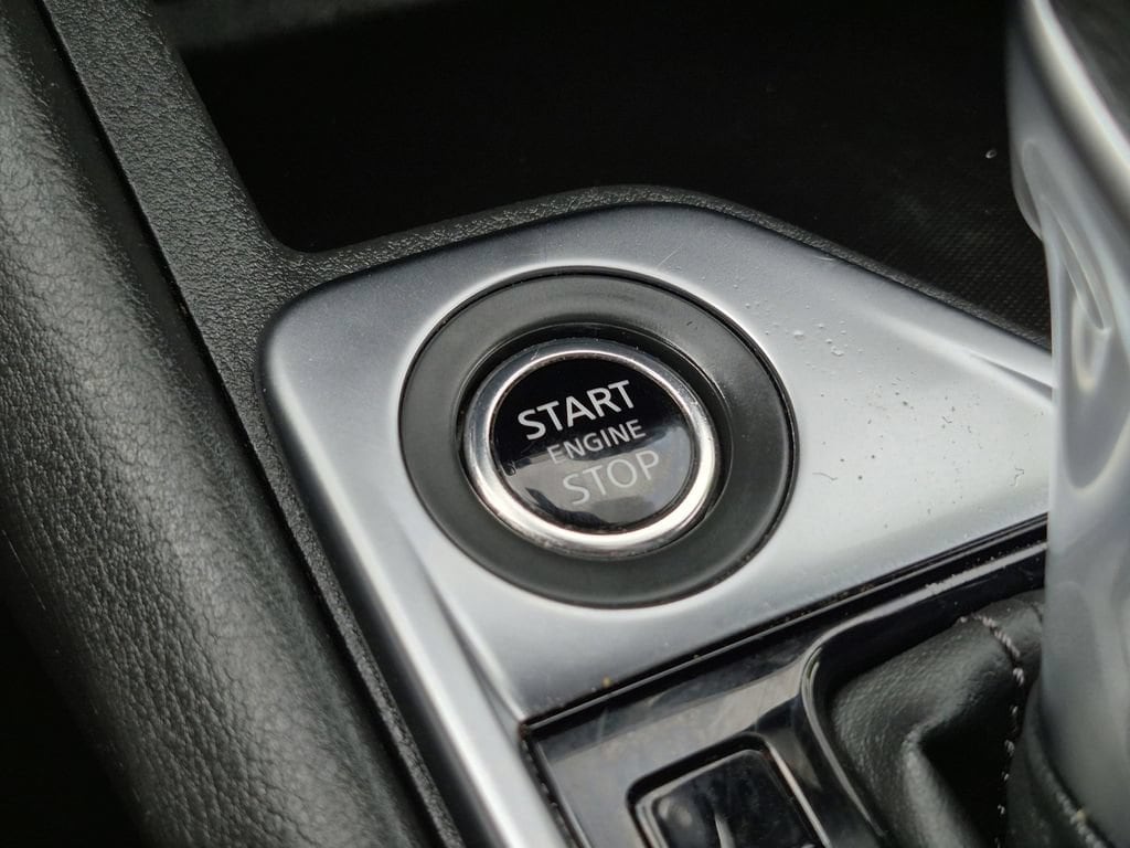 2025 Nissan Sentra SV - Photo 14