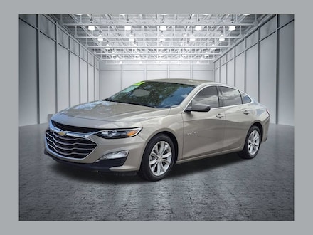 2022 Chevrolet Malibu LT Car