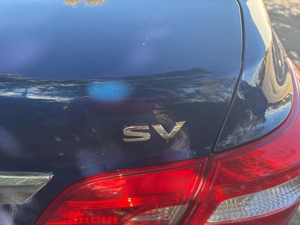 2018 Nissan Sentra SV photo 2