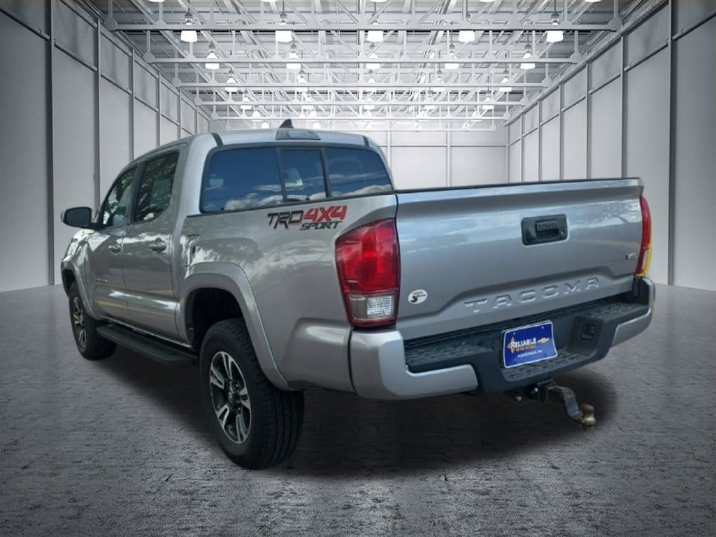 2016 Toyota Tacoma SR - Photo 6