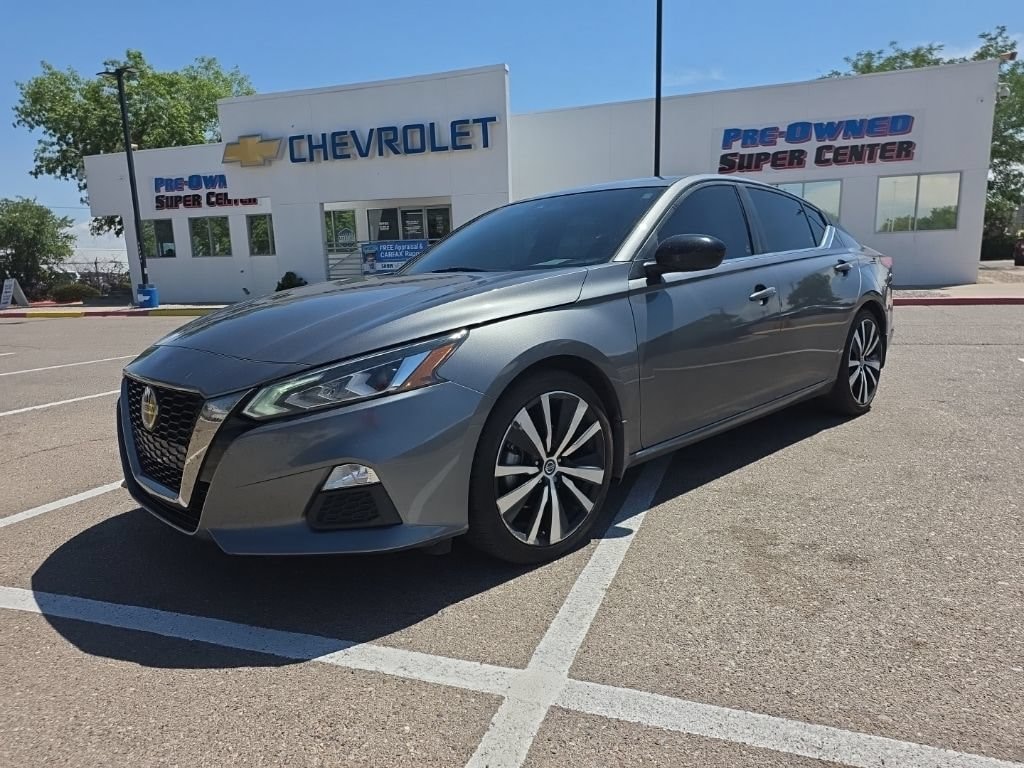 Used 2022 Nissan Altima SR FWD Sedan