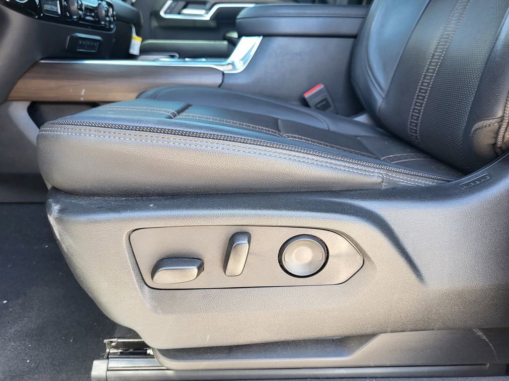 2024 Chevrolet Silverado 2500HD High Country - Photo 17