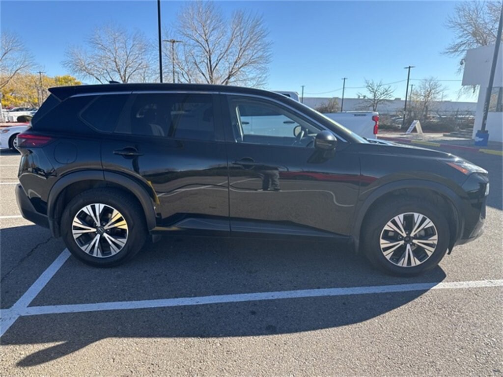 Used 2023 Nissan Rogue SV