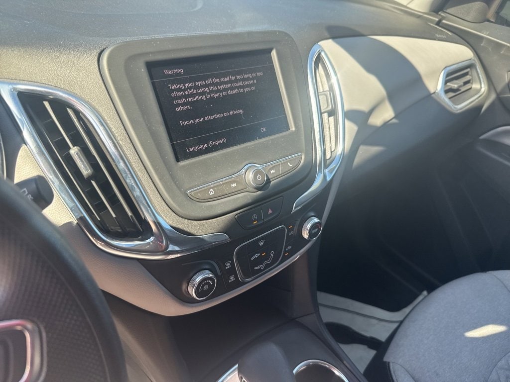 2023 Chevrolet Equinox LT photo 4