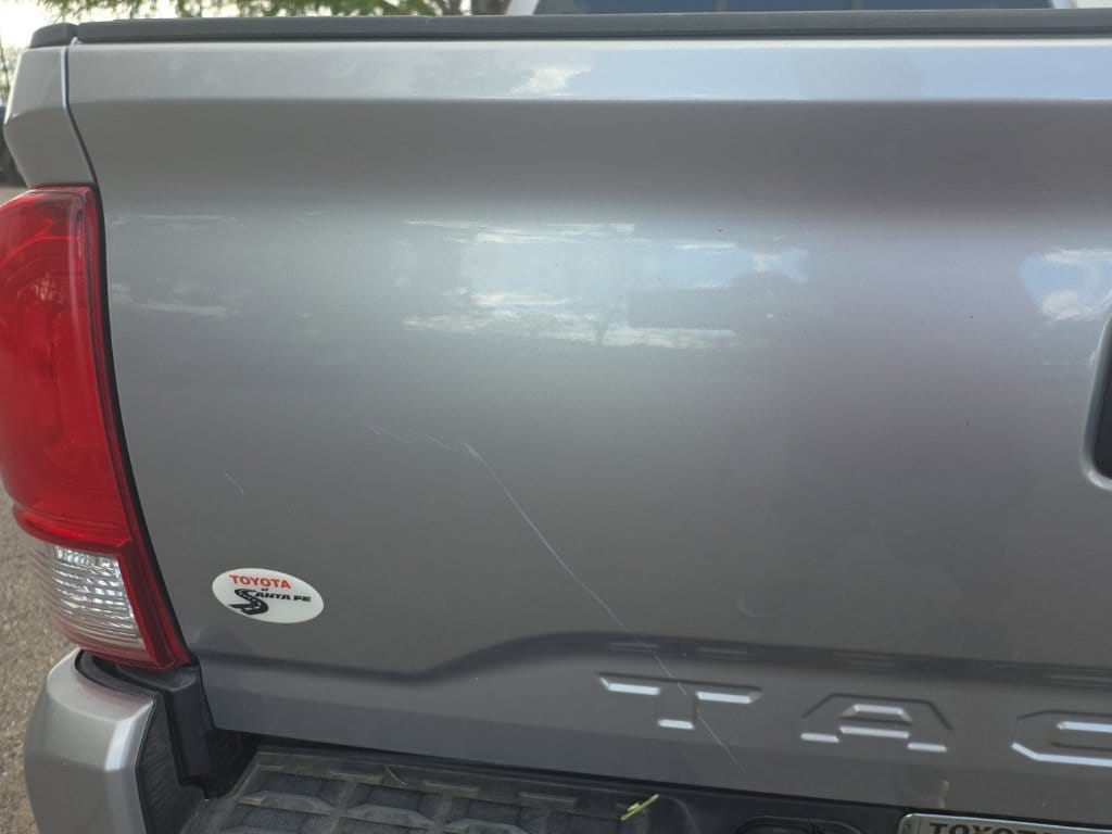 2016 Toyota Tacoma SR - Photo 9