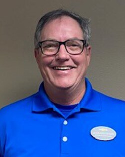 Staff member Jason Kirkpatrick from ID_e988a5466314
