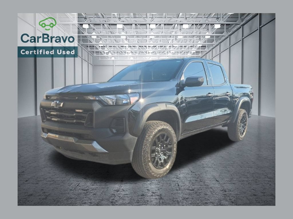 Black 2025 Chevrolet Colorado Pickup Truck Four-Wheel Drive Automatic