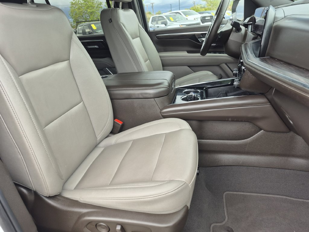 2025 Chevrolet Tahoe LT - Photo 15
