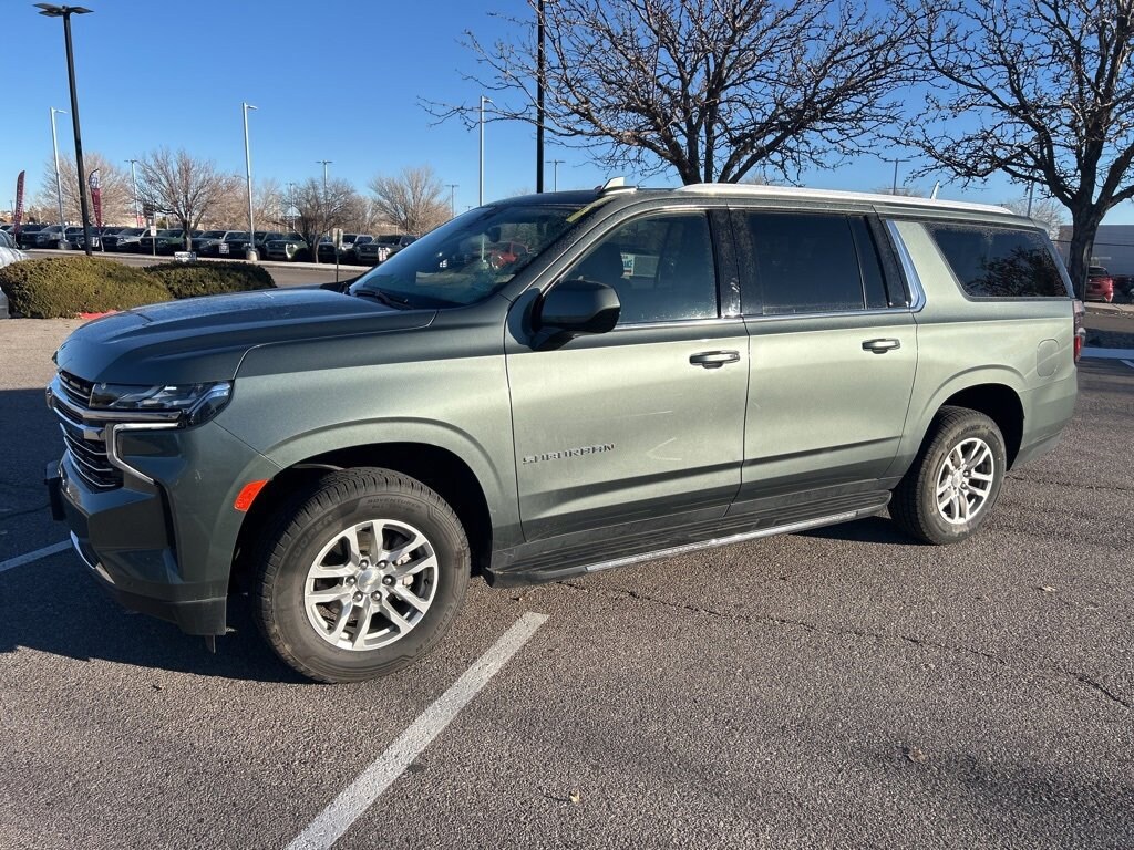Used 2024 Chevrolet Suburban LT SUV