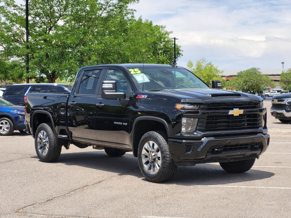 Used 2025 Chevrolet Silverado 2500 HD Custom Truck