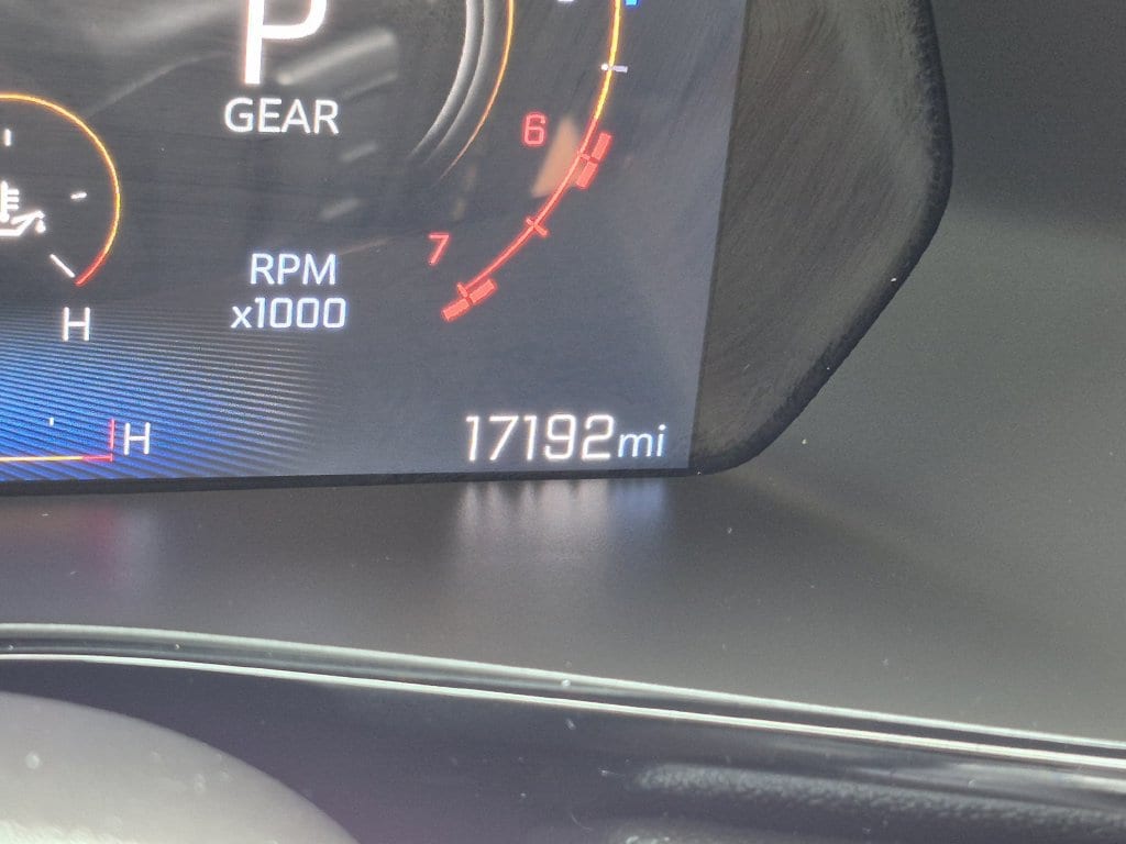 2024 Chevrolet Colorado LT - Photo 11