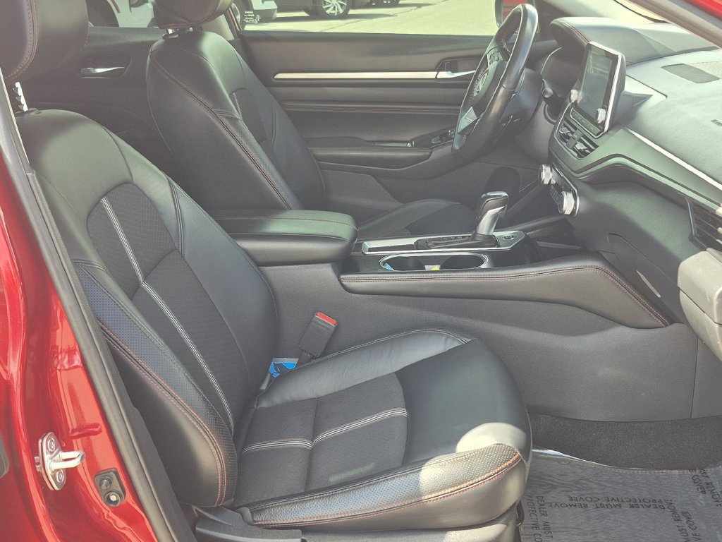 2023 Nissan Altima SR FWD - Photo 16