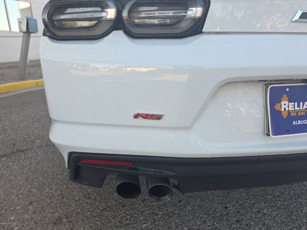 2021 Chevrolet Camaro LT1 - Photo 5