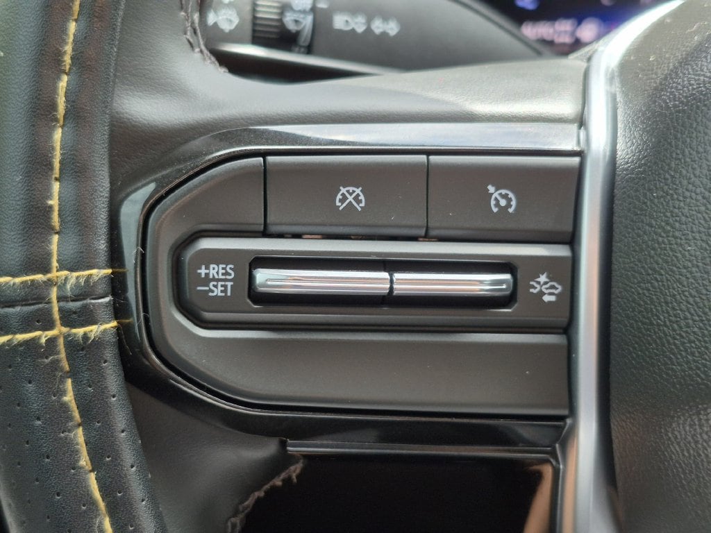 2024 Chevrolet Colorado LT - Photo 9