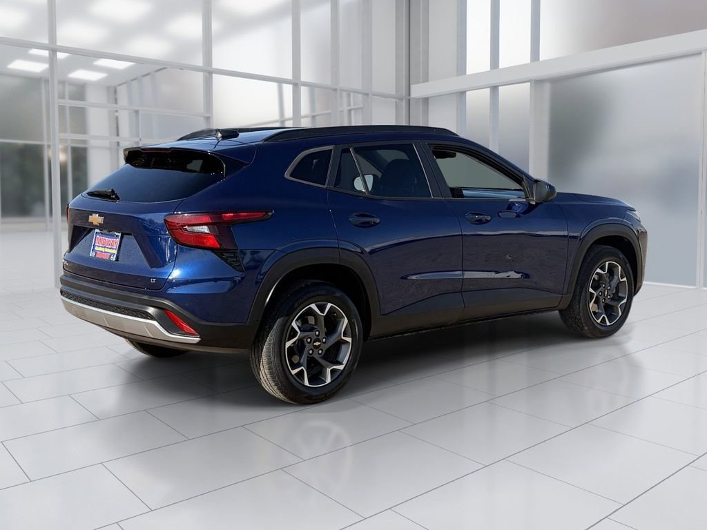 Used 2024 Chevrolet Trax LT SUV