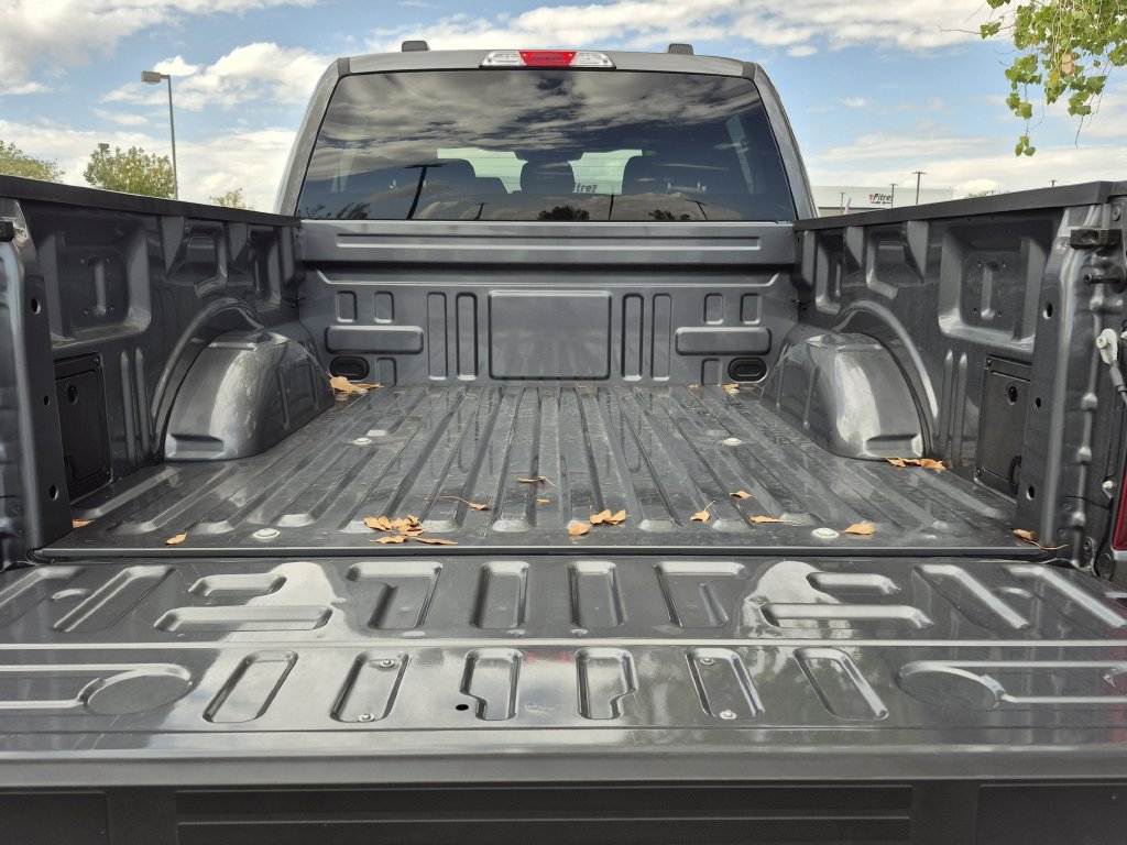 2025 Ford F-150 STX - Photo 12