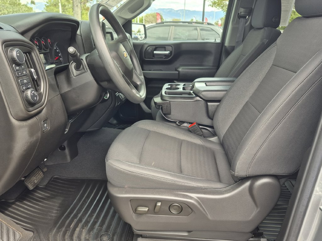 2025 Chevrolet Silverado 1500 Custom - Photo 8