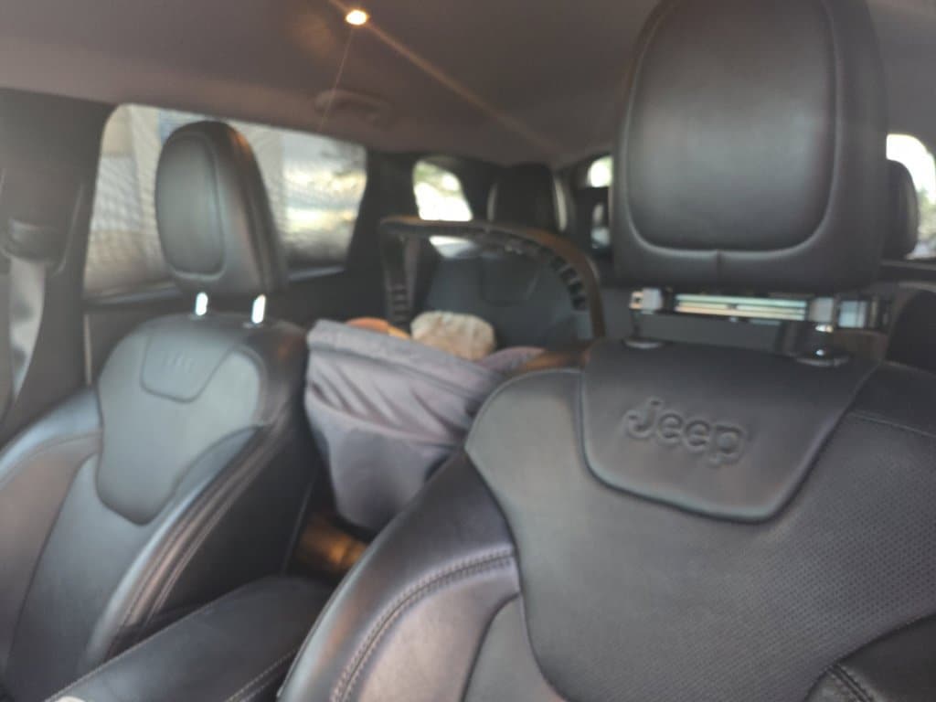 2023 Jeep Cherokee Altitude Lux 4x4 - Photo 11
