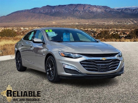 2022 Chevrolet Malibu LT Car