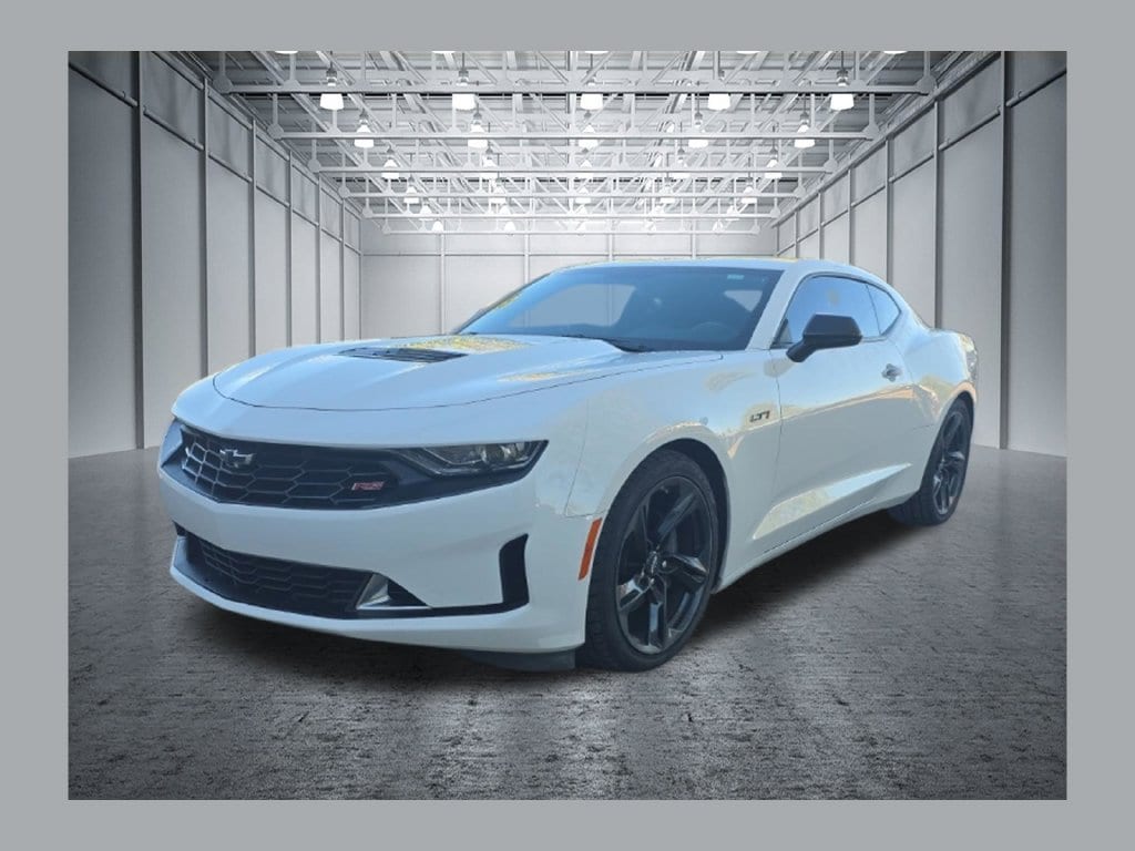 2021 Chevrolet Camaro LT1 - Photo 1