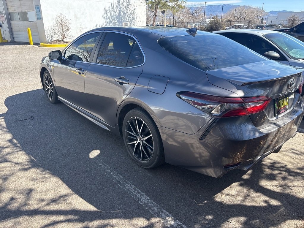 Used 2023 Toyota Camry SE Sedan