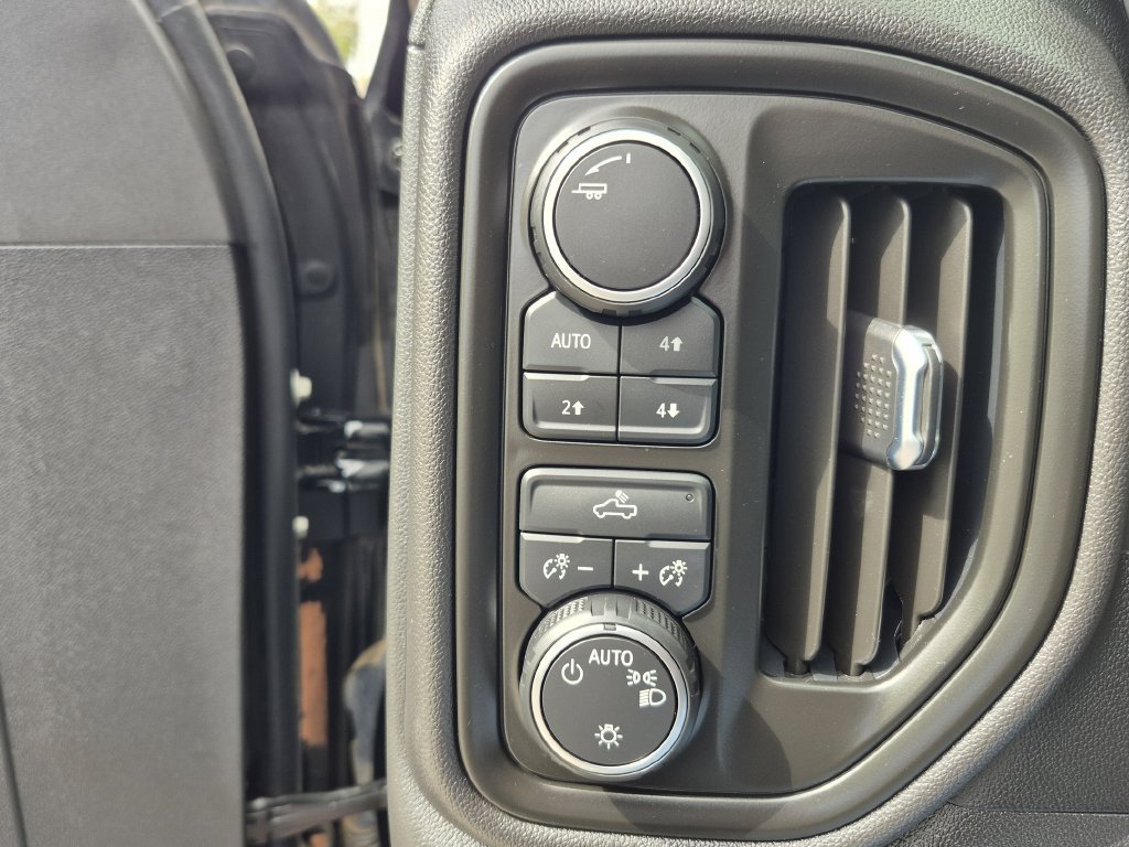 2023 Chevrolet Silverado 1500 Custom Trail Boss - Photo 27