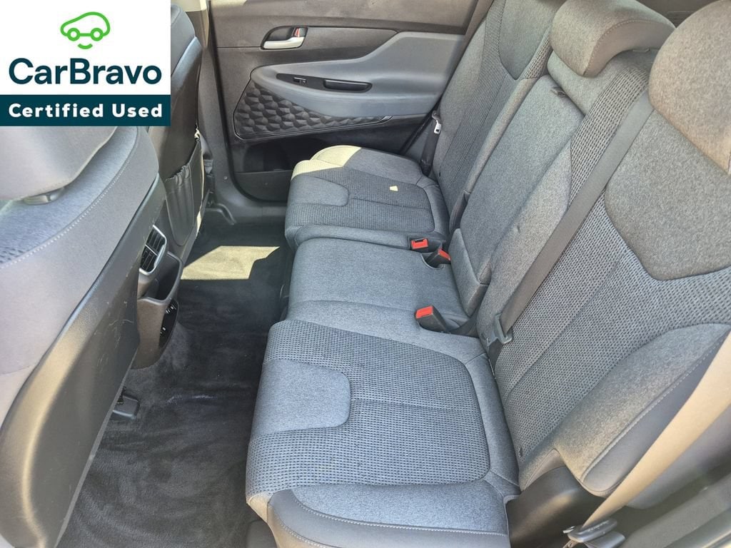 2019 Hyundai Santa Fe SE - Photo 22