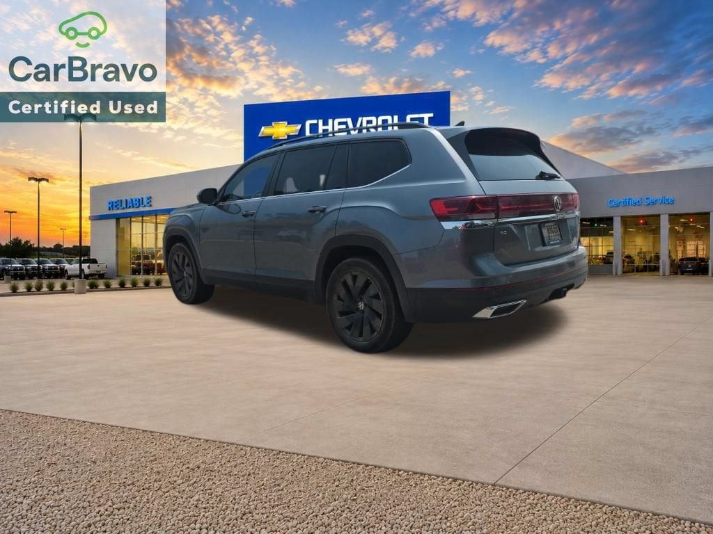 Used 2025 Volkswagen Atlas 2.0T SE w/Technology SUV