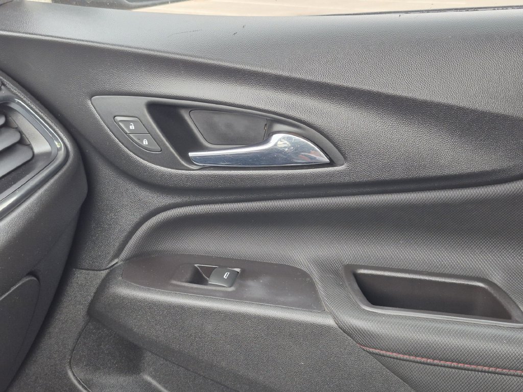 2022 Chevrolet Equinox RS - Photo 19