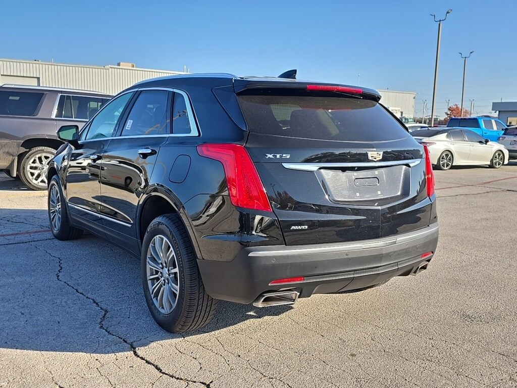 Used 2018 CADILLAC XT5 Luxury AWD SUV