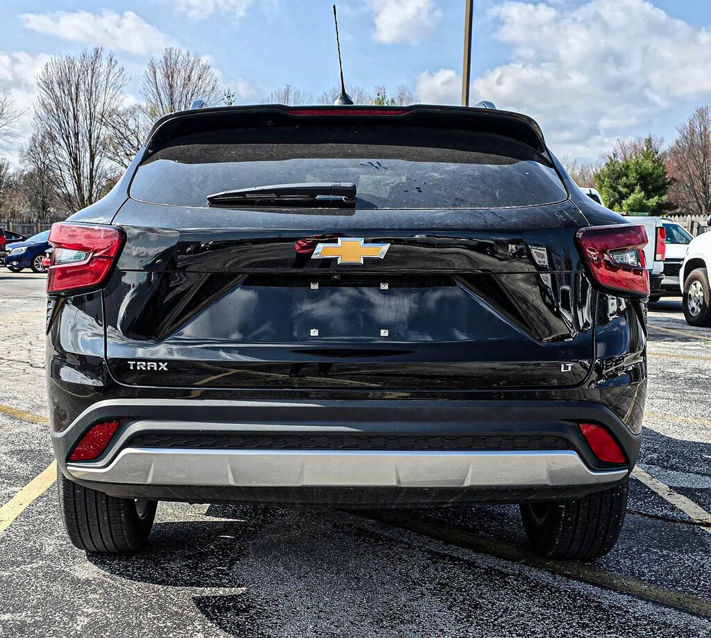 Certified 2025 Chevrolet Trax LT SUV