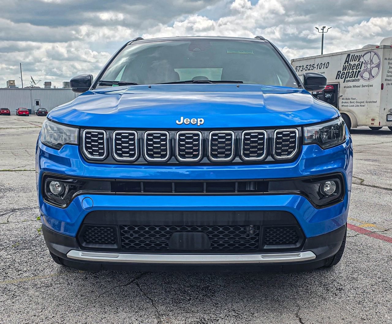 Vehicle Image 2