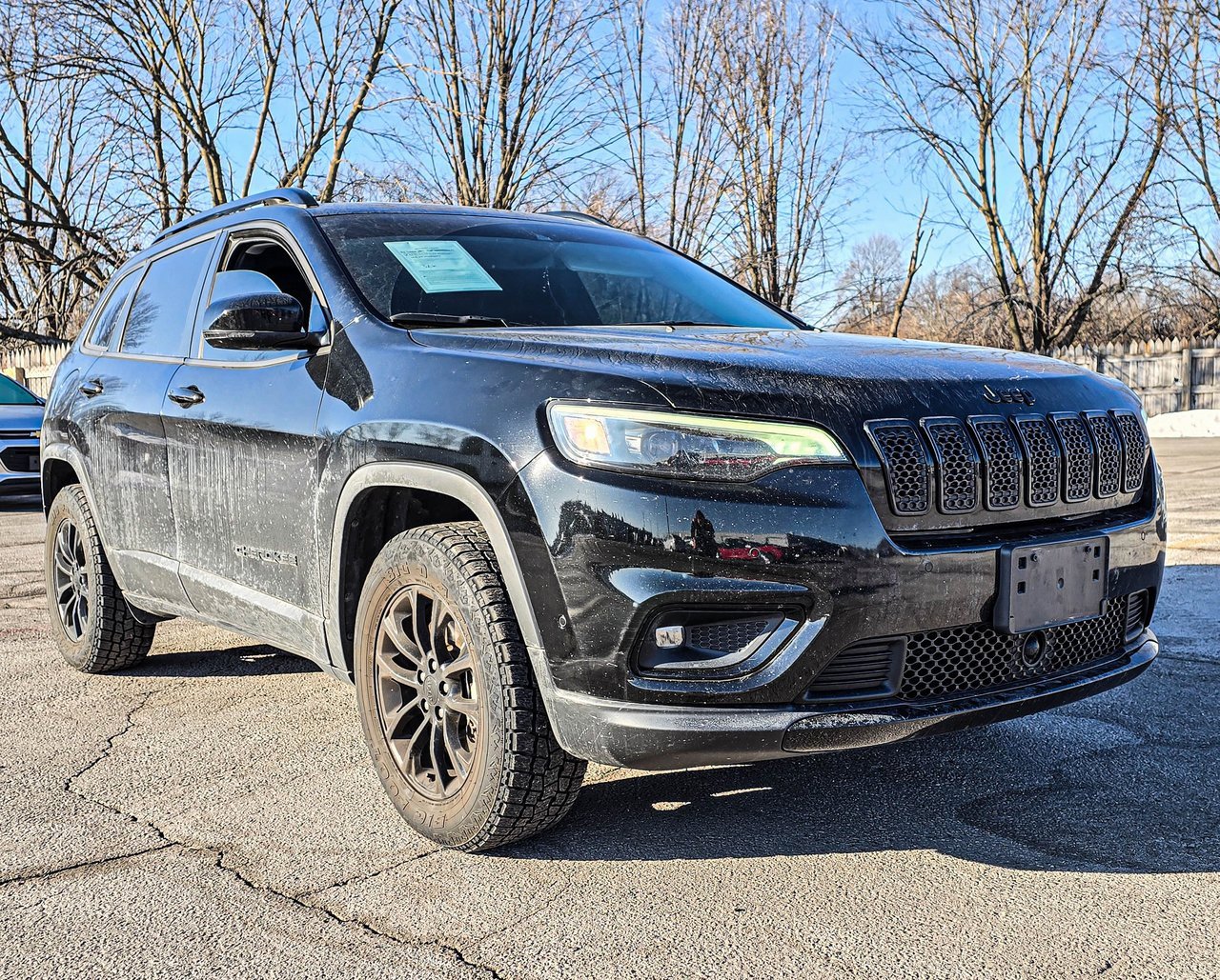 2023 Jeep Cherokee Altitude Lux