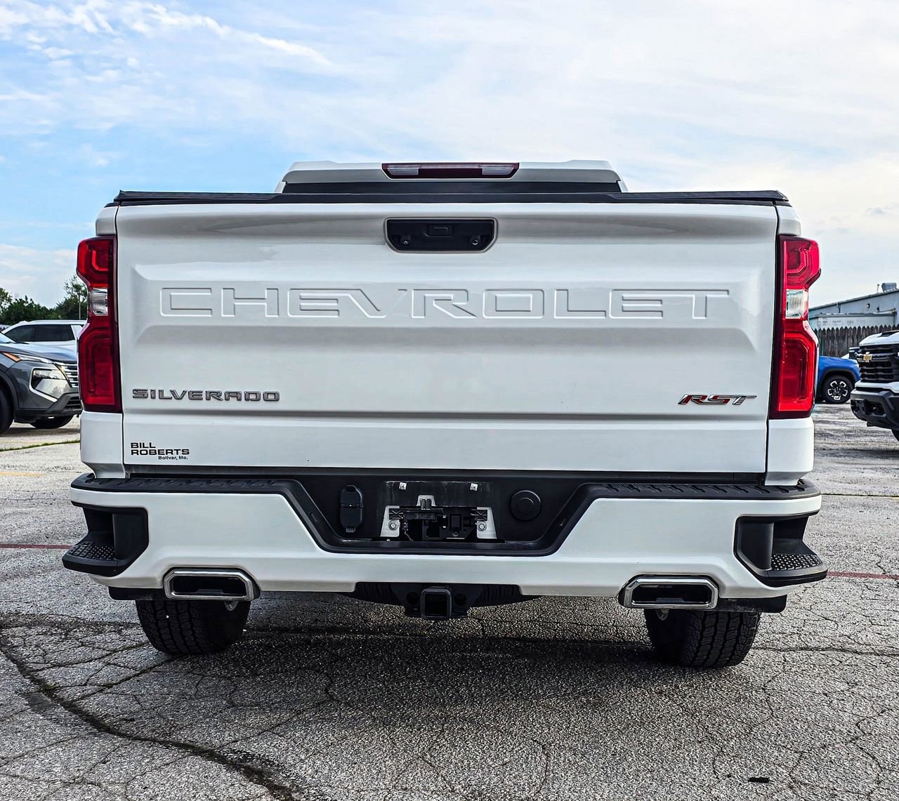 Used 2024 Summit White Chevrolet RST image 4