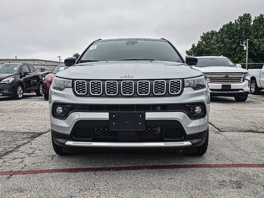 Used 2025 Jeep Compass Limited 4x4 SUV